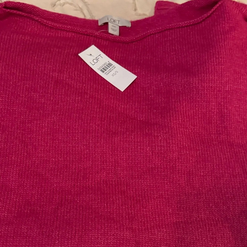 LOFT Fuchsia Knit‎ Poncho